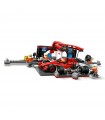 City - Pitstop e Meccanici con Monoposto Ferrari F1