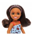 Barbie - Bambola Chelsea Abito Azzurro Arcobaleni e Dolci