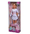 Steffi Love - Chic Walk